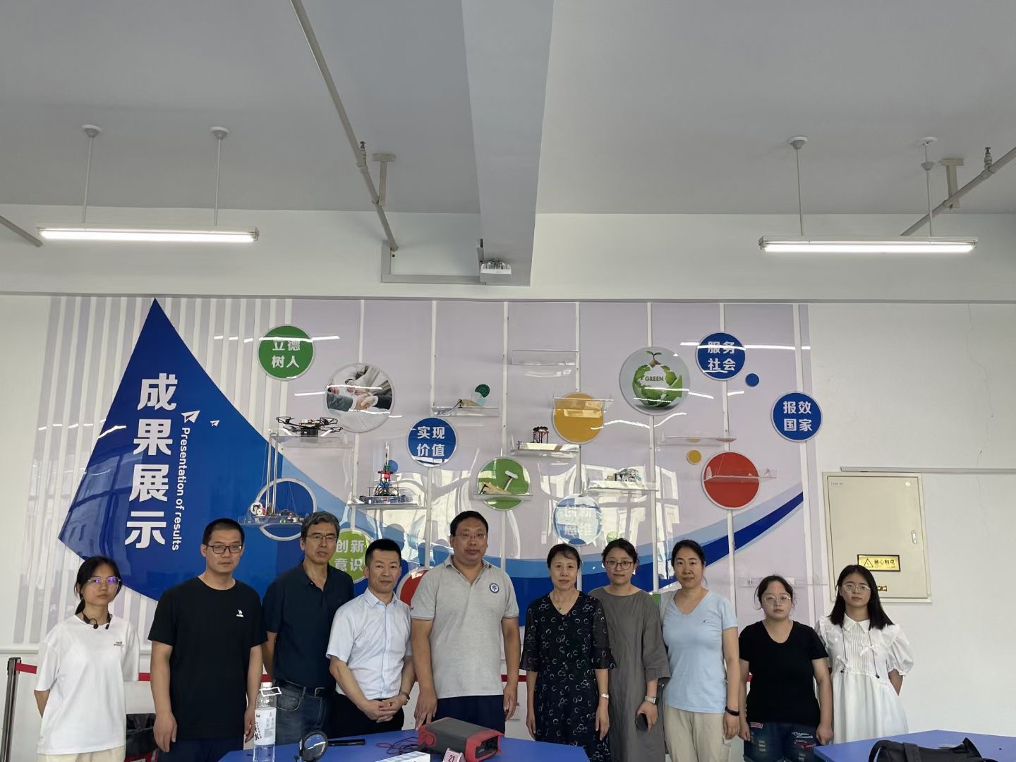 孙永伟博士受邀与哈尔滨工程大学师生交流创新方法 孙永伟博士受邀与哈尔滨工程大学师生交流创新方法