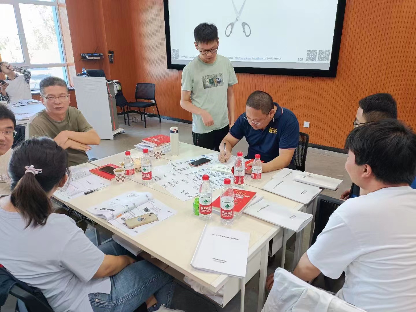 孙永伟博士执教共享装备工程技术人员进行TRIZ创新方法专项培训 孙永伟博士执教共享装备工程技术人员进行TRIZ创新方法专项培训