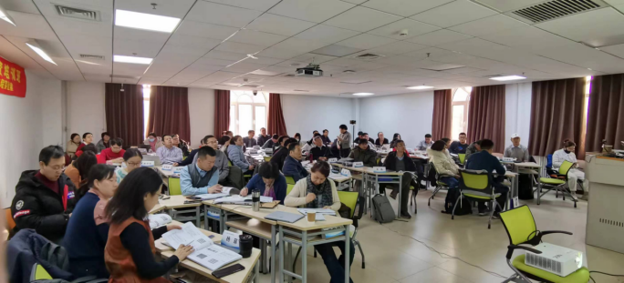 对外经贸大学创新工程实验室成功举办“创新工程学师资培训班” 对外经贸大学创新工程实验室成功举办“创新工程学师资培训班”