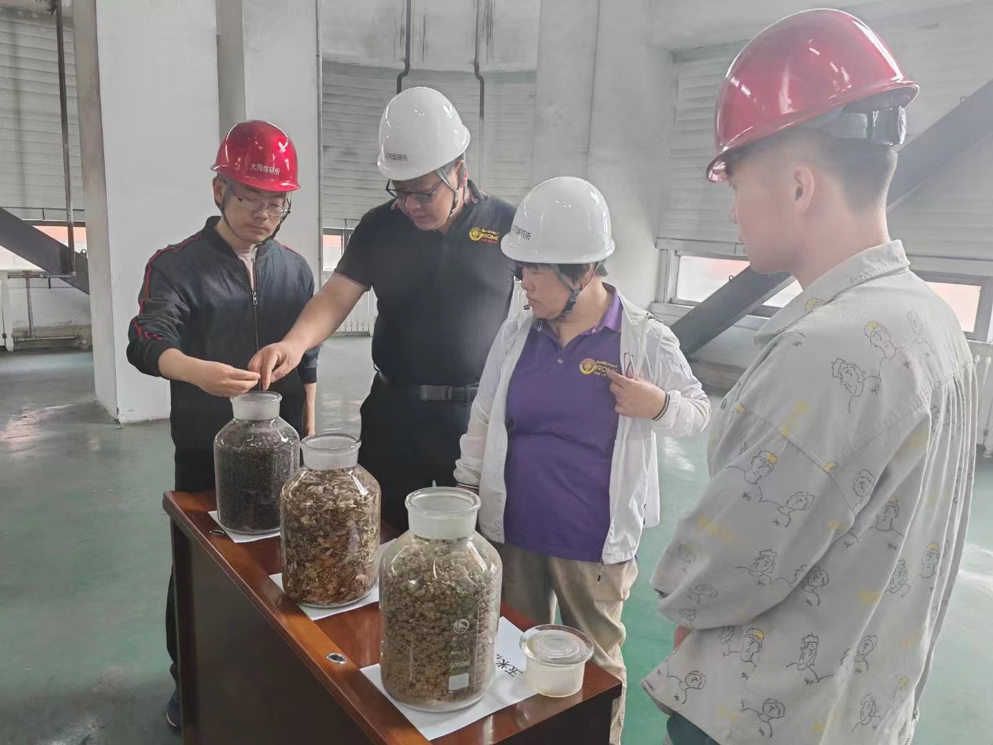 RDMI®专家调研中国科学院工程热物理研究所的大同试验基地并指导研发团队解决关键技术难题 RDMI®专家调研中国科学院工程热物理研究所的大同试验基地并指导研发团队解决关键技术难题