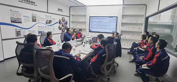 孙永伟博士受邀在昆明云天化交流TRIZ创新方法的落地.jpg 孙永伟博士受邀在昆明云天化交流TRIZ创新方法的落地.jpg