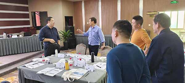 孙永伟博士在洛阳导弹院为航空工业《工匠精神-2023年技能带头人研讨班》讲解了现代TRIZ理论体系 孙永伟博士在洛阳导弹院为航空工业《工匠精神-2023年技能带头人研讨班》讲解了现代TRIZ理论体系